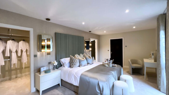 Gallery__0006_Manor_Gallery_
